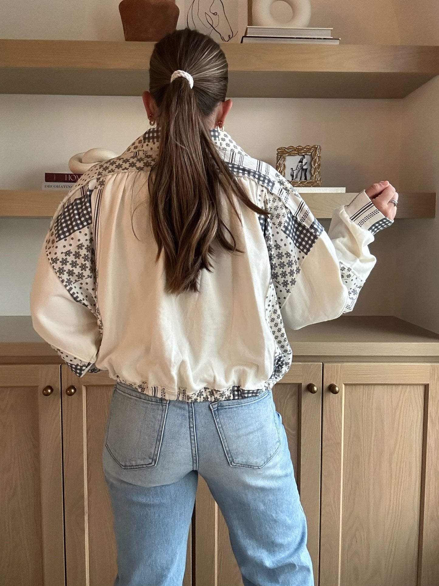 Daisy Patch Print Pullover